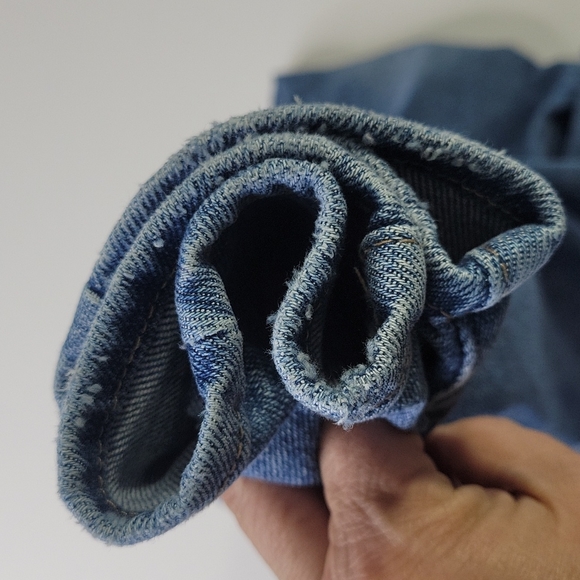 Fashion Nova Straight Leg Distressed Jeans SZ 9 - Picture 14 of 15